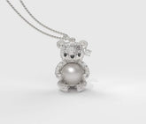 White Teddy Hug Beyaz Güney Denizi İncili Kolye