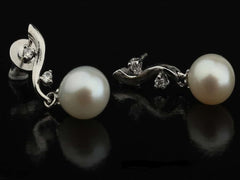 Beyaz Swarovski Yakamoz Takım Set