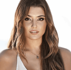 Dizideki Siyah İnci Kolyes