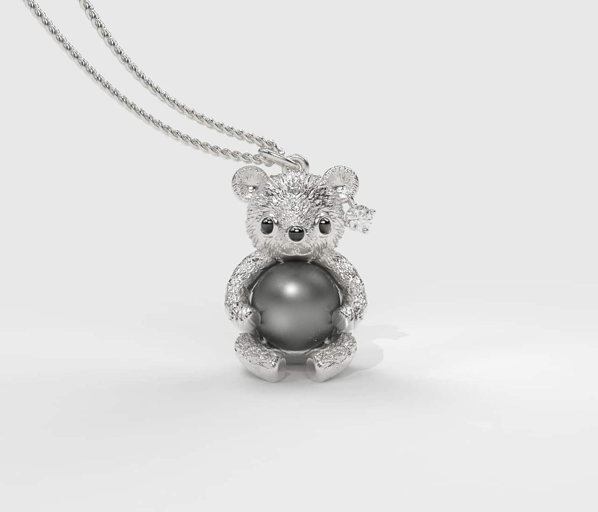 White Teddy Hug Siyah İncili Kolye